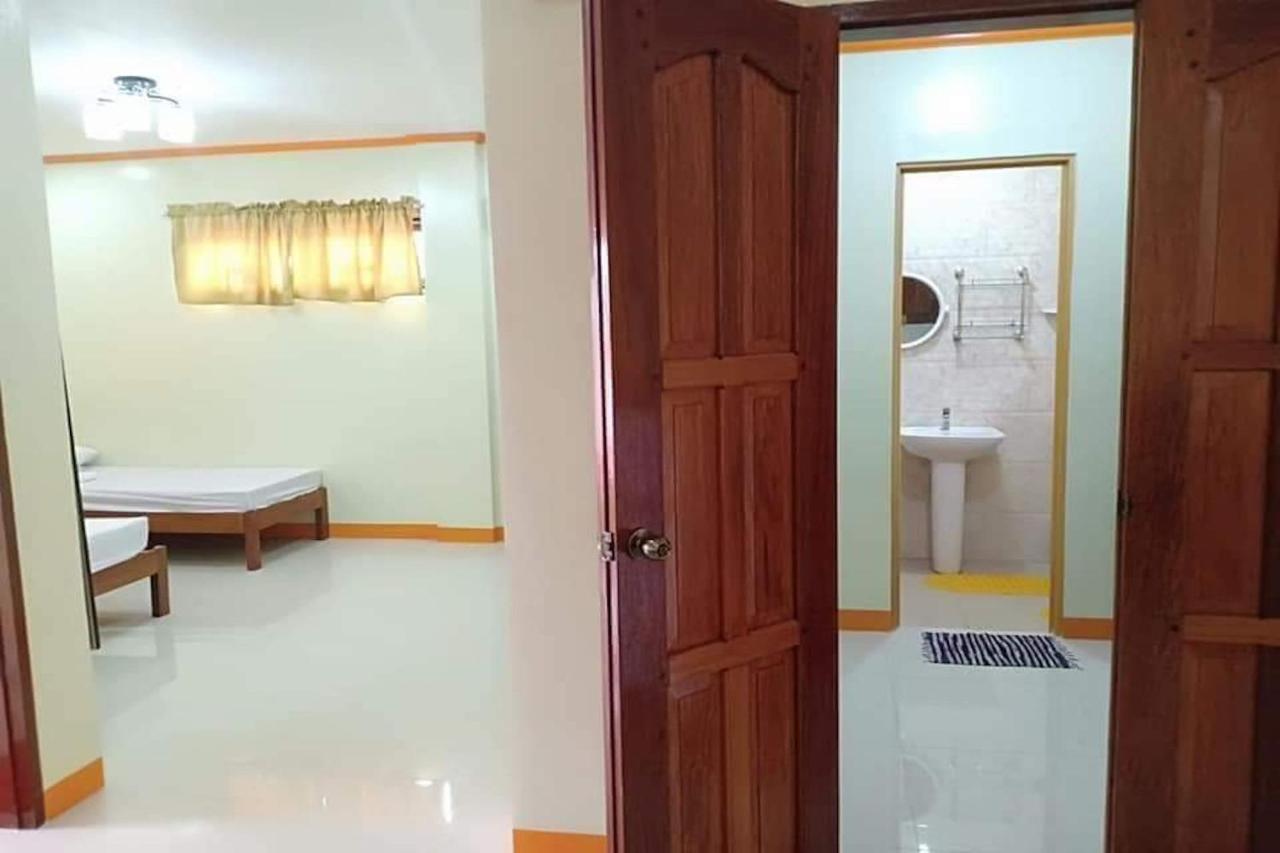 Oyo 900 Tahanan Ni Kuya Juan Puerto Princesa ภายนอก รูปภาพ